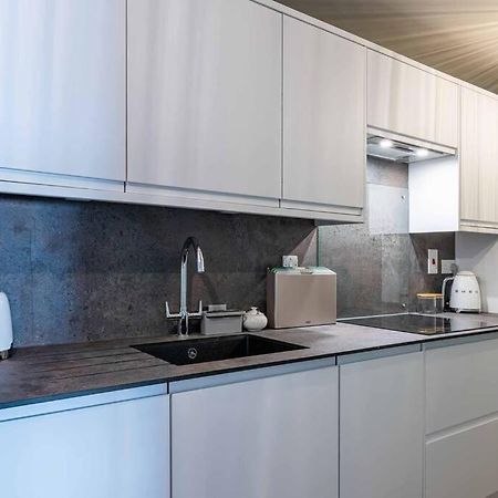 Modern, Relaxing 1 Bed Apartment Μπαθ Εξωτερικό φωτογραφία